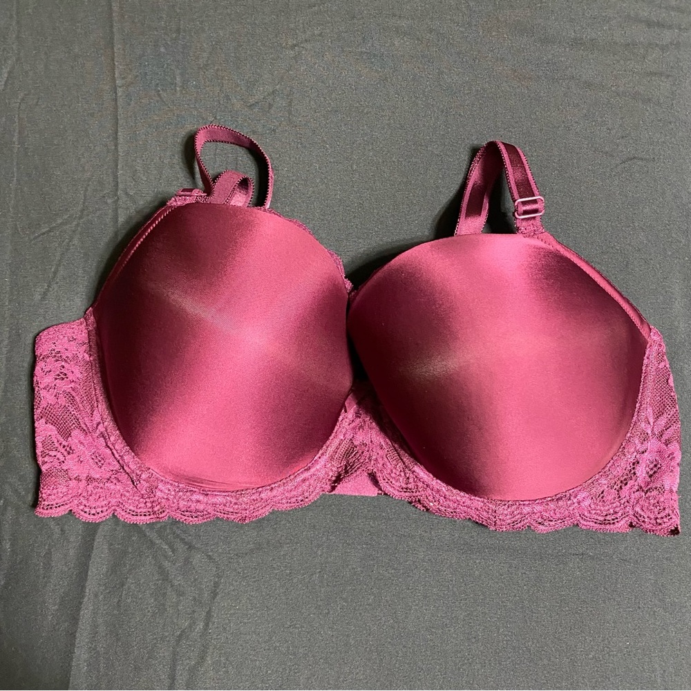 Victoria’s Secret Dream Angels Demi Bra in Maroon Burgundy in 38DD